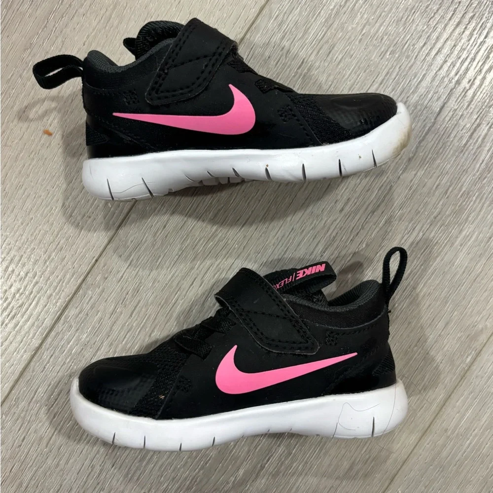 Nike Flex Toddler Sneakers Black Pink Size 5C Velcro Running Shoes - Picture 4 of 7